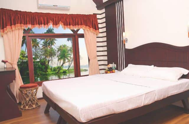 Allepey Boat House, Alleppey 4